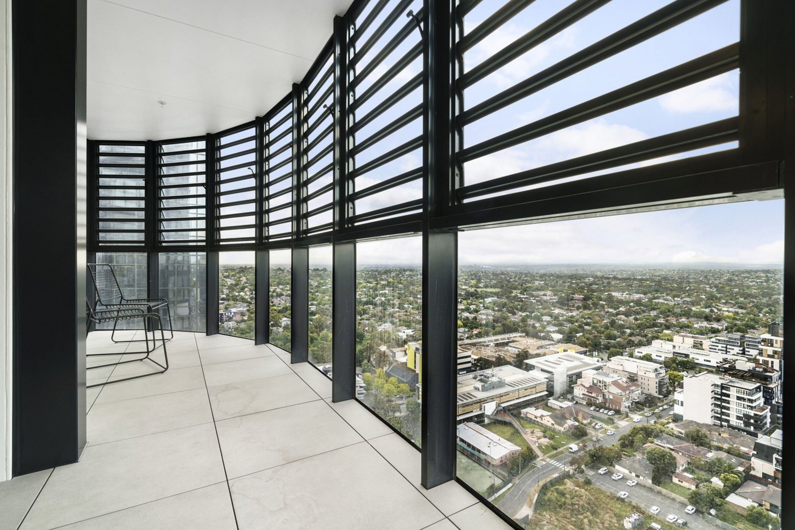 Gallery: 2801/828 Whitehorse Road