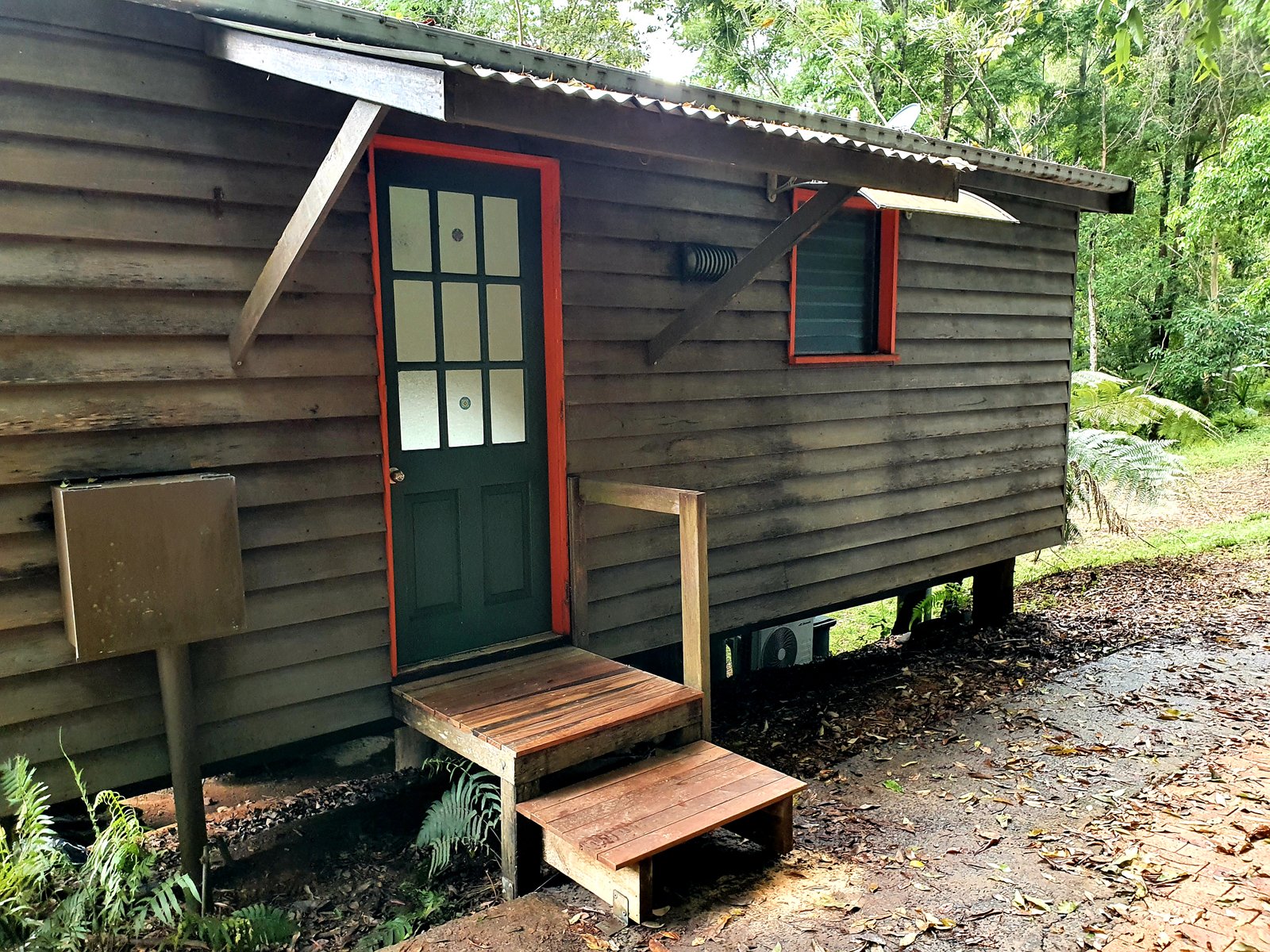 2/802 Dairyville Road UPPER ORARA 3