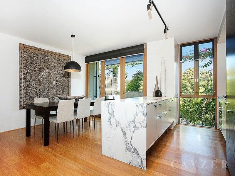 Gallery: 281 Bank Street