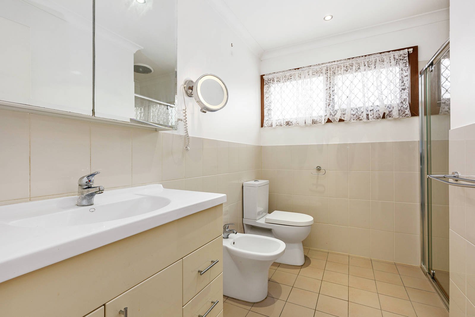 2/81 Rosanna Road, Heidelberg