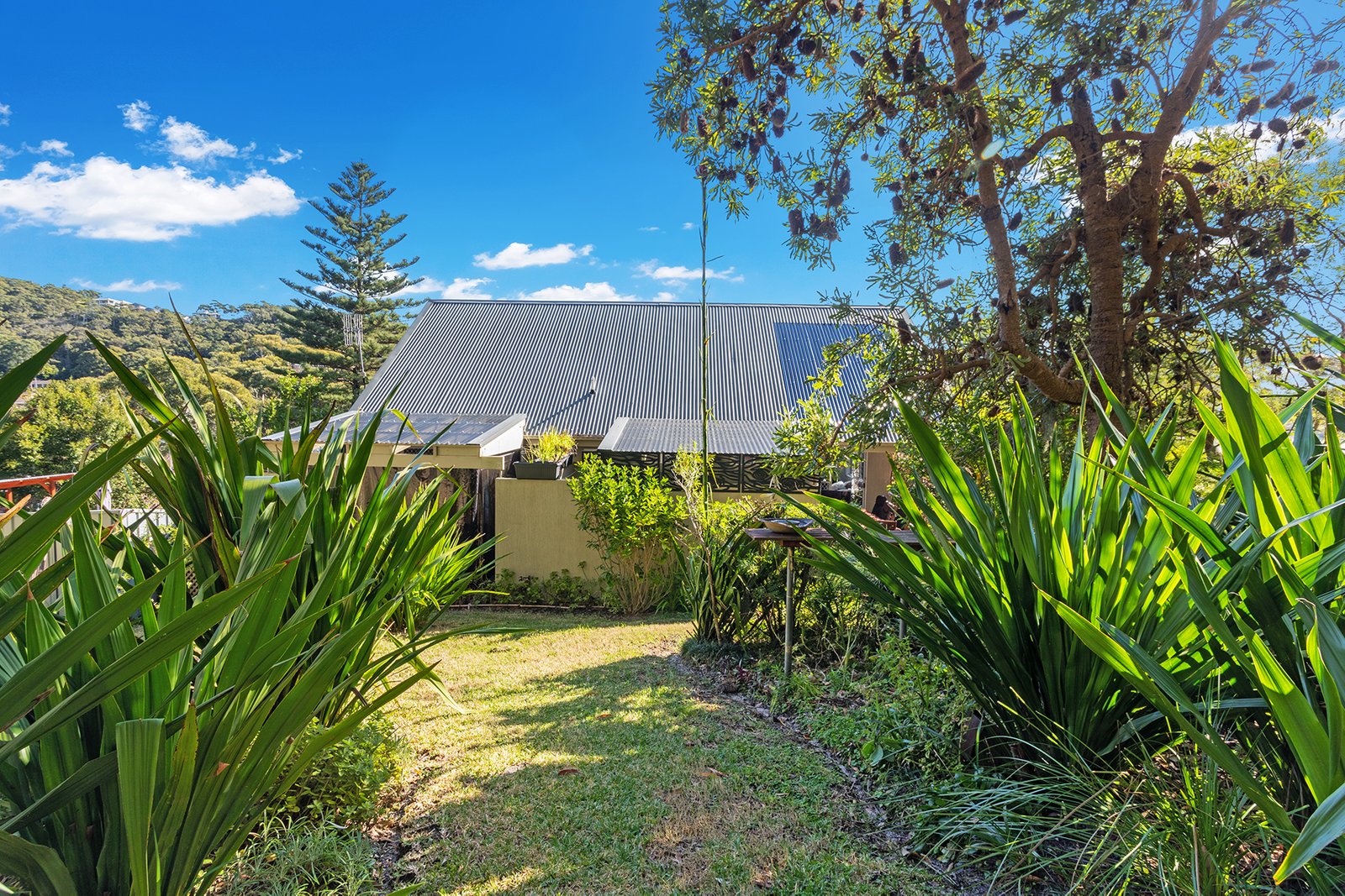 2/81 Stockton Street NELSON BAY 18