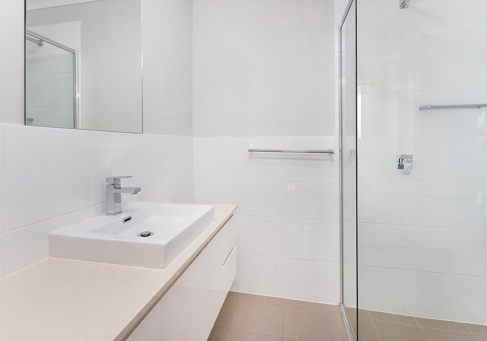 28/10 Derwent Avenue AVONDALE 8