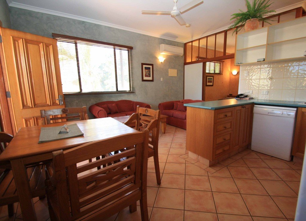 28/10 Sanctuary Road CABLE BEACH 2
