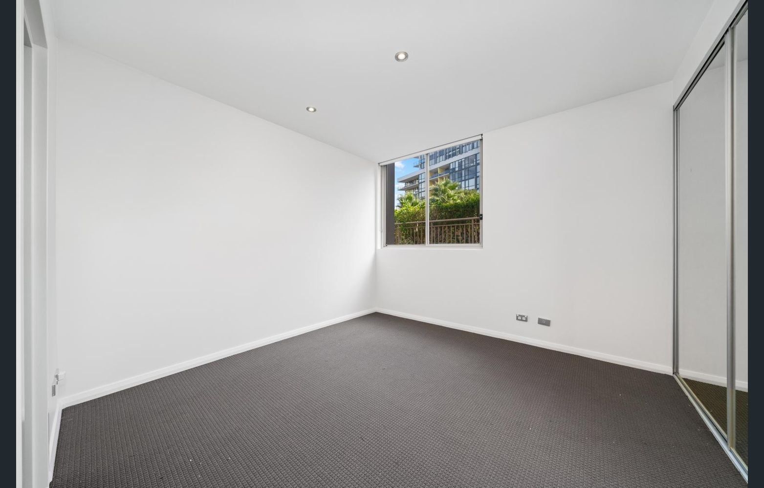 28/109 - 123 O'Riordan Street MASCOT 8