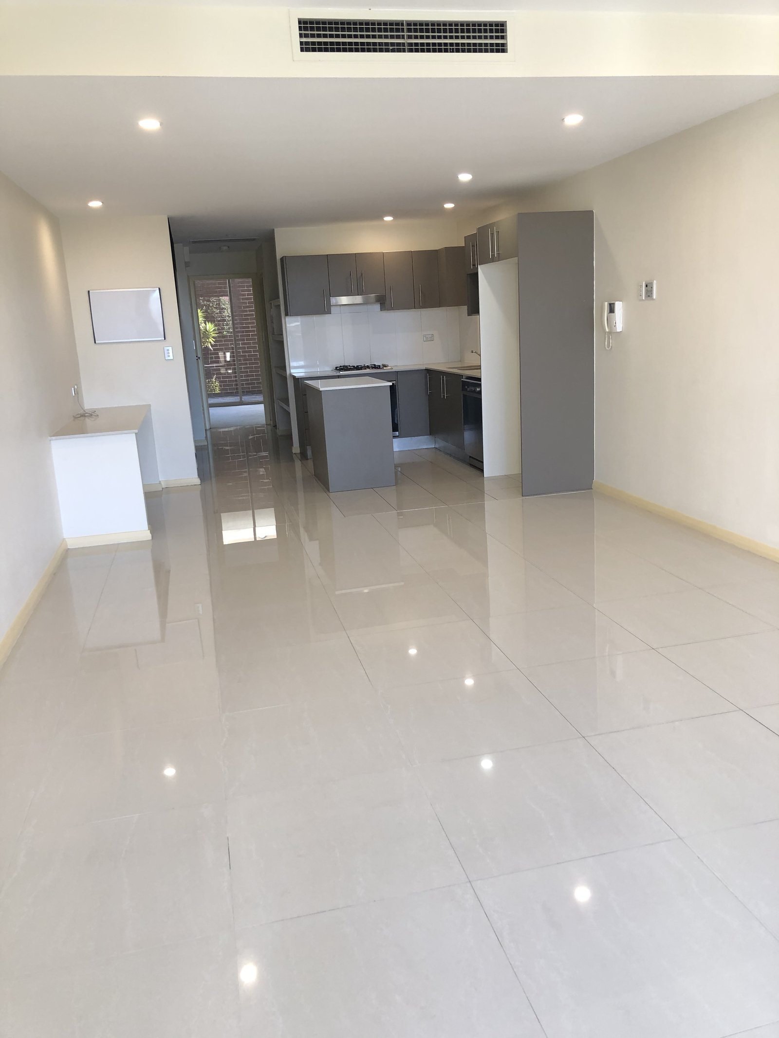 28/109 - 123 O'Riordan Street MASCOT 9