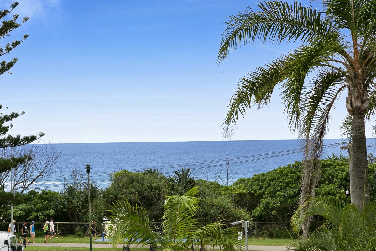 28/136 The Esplanade Burleigh Heads 5