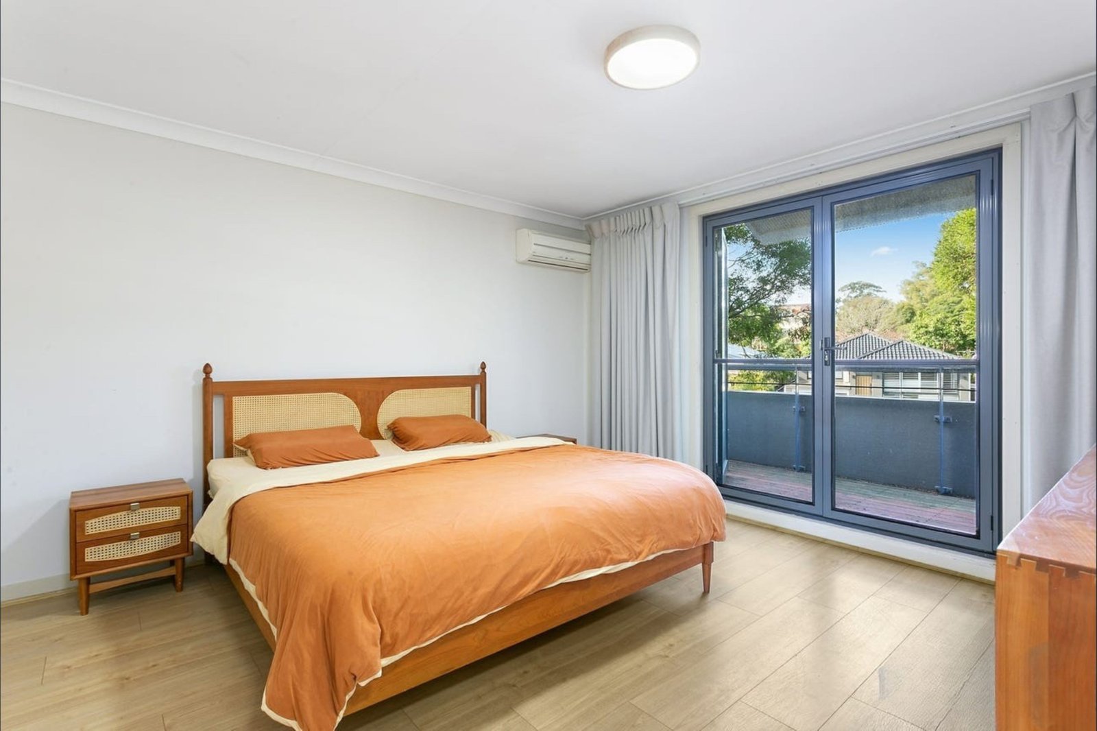 28/15 Begonia Street PAGEWOOD 5