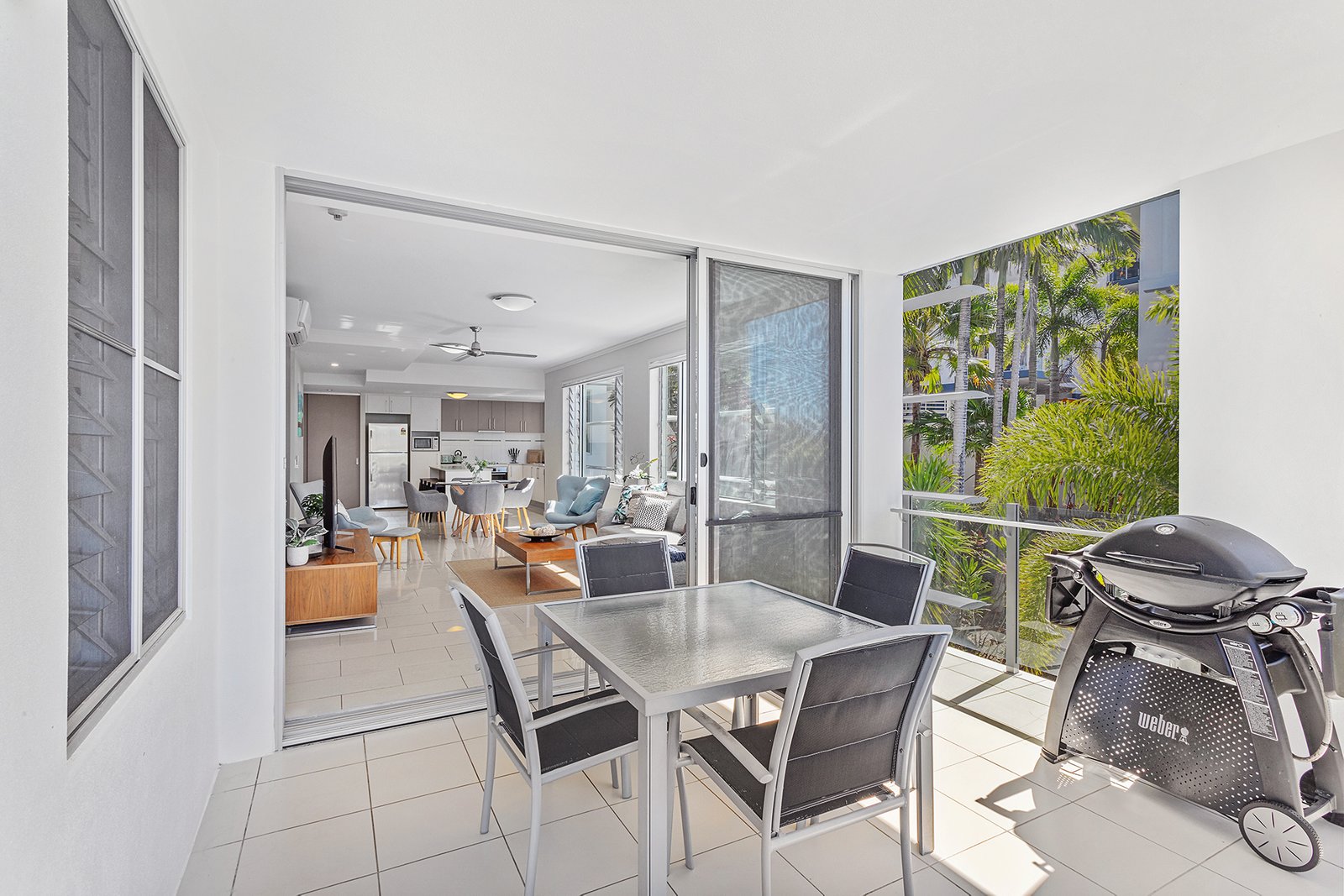 28/15 Flame Tree Court AIRLIE BEACH 3