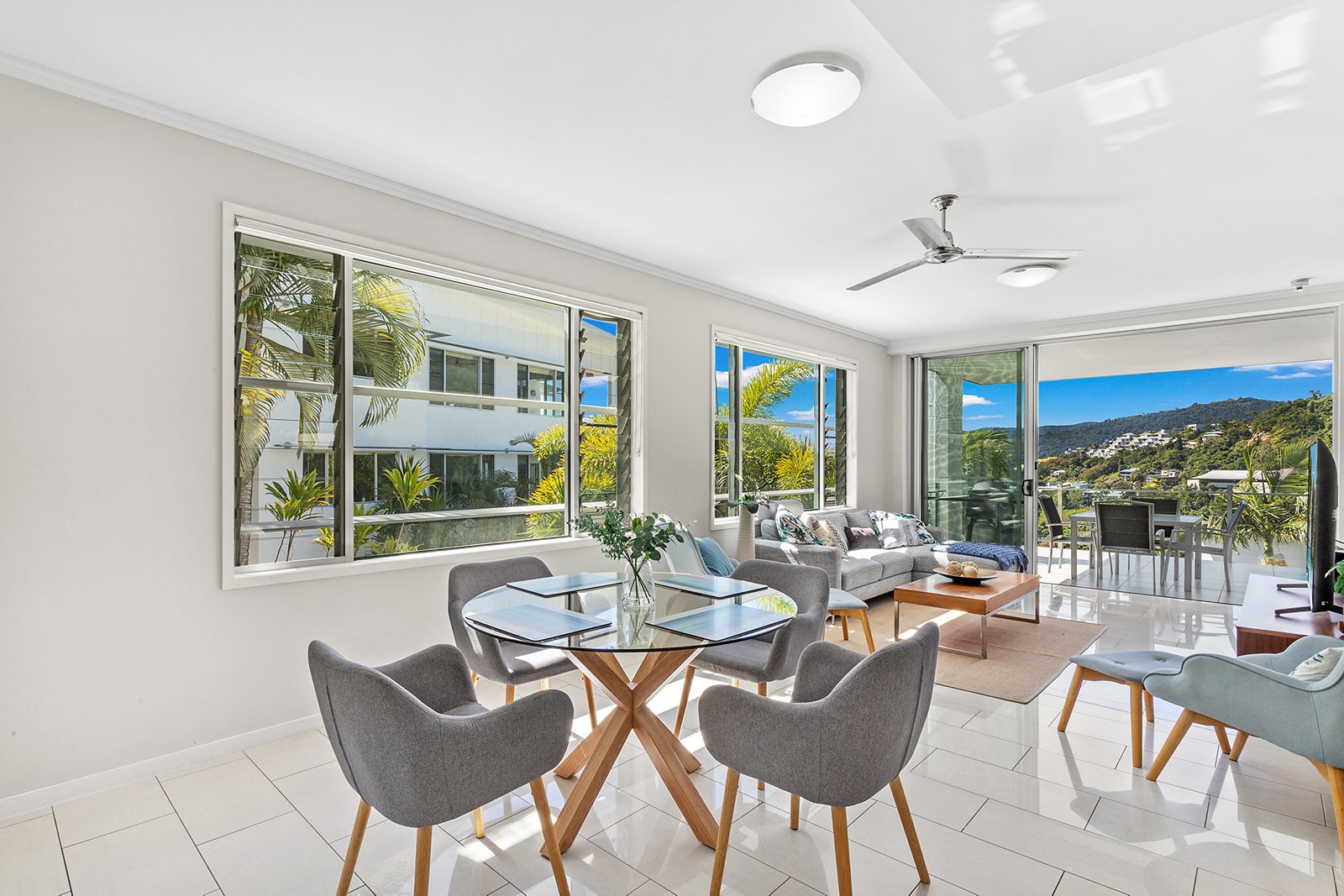 28/15 Flame Tree Court AIRLIE BEACH 10