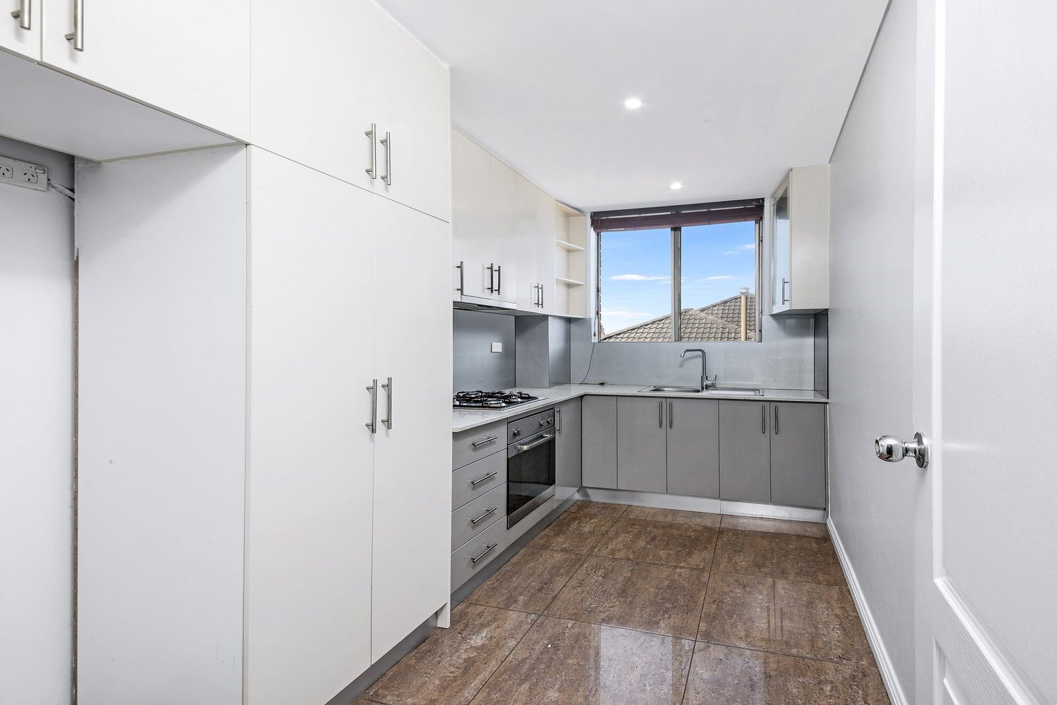 28/17-19 PHILLIP Street ROSELANDS 3