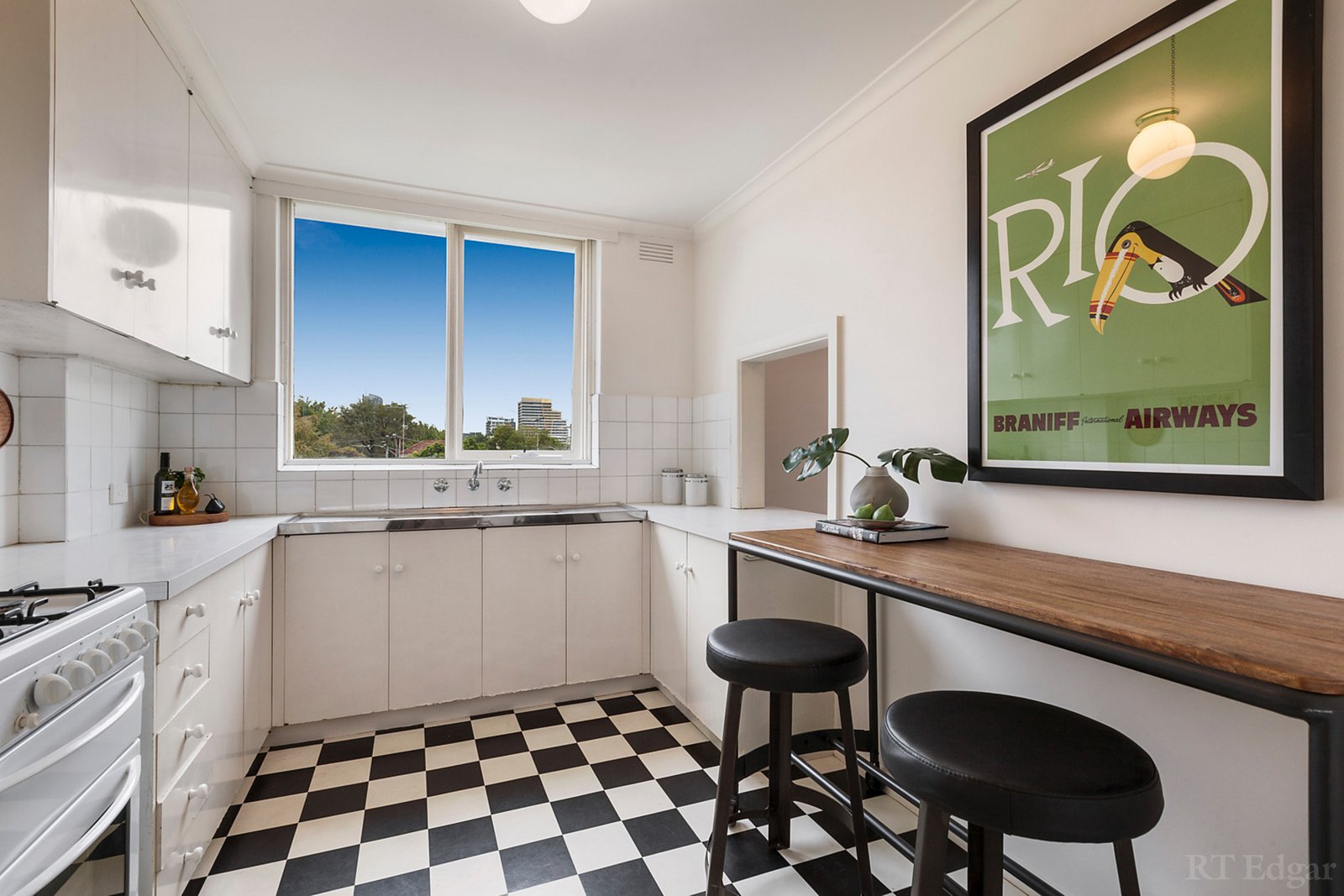 Real Estate and Property in 28/17-21 Tivoli Place, South Yarra, VIC