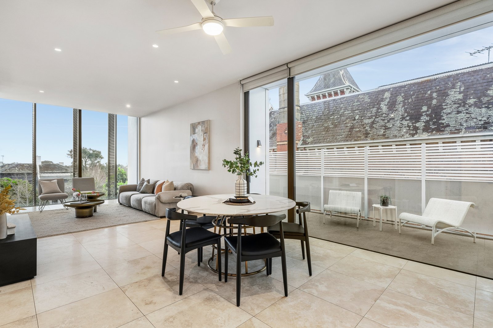 Gallery: 28/171 Church Street