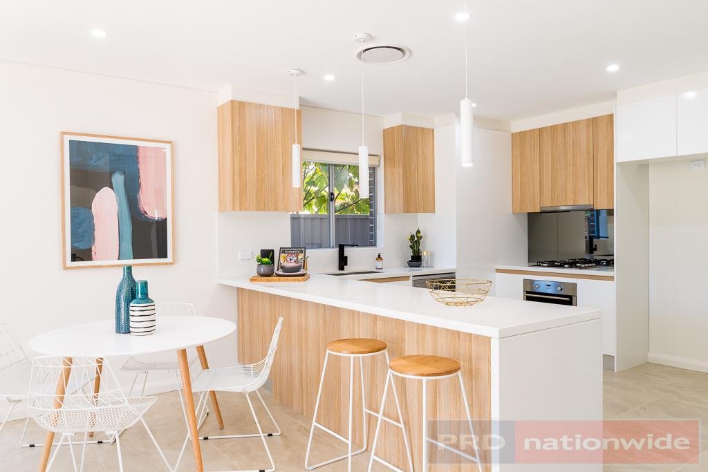 281c The River Road REVESBY 3