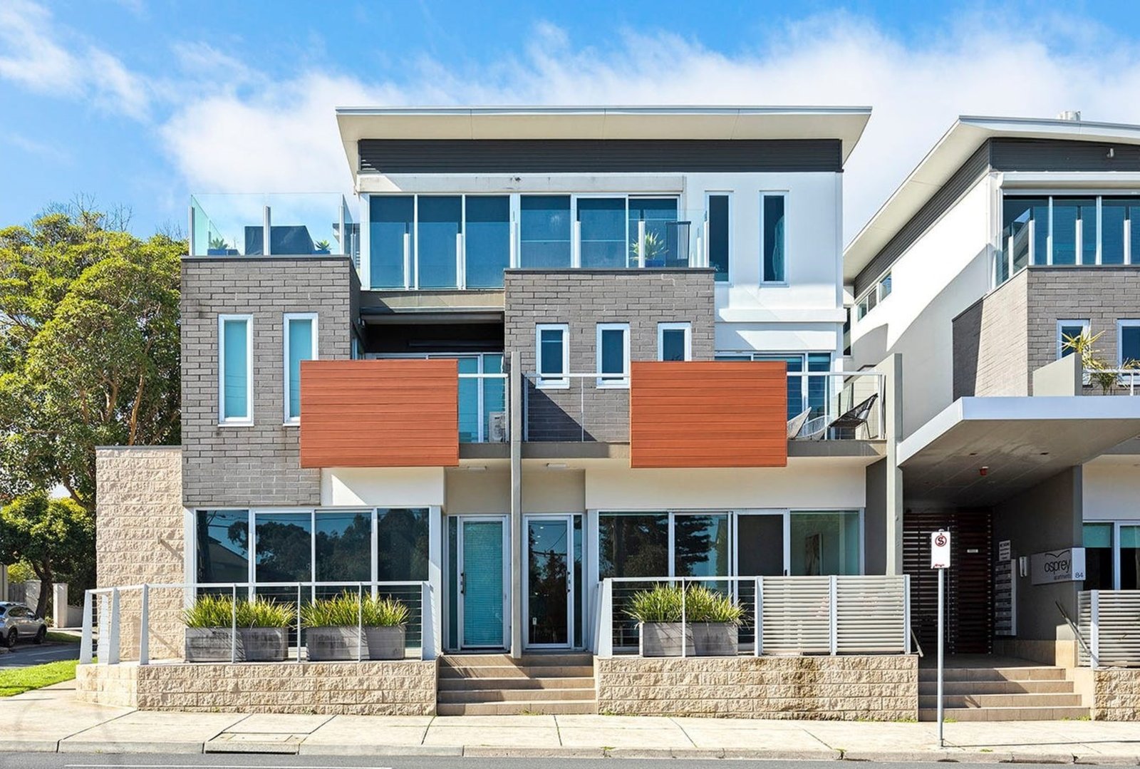 Gallery: 2/82-84 Bluff Road