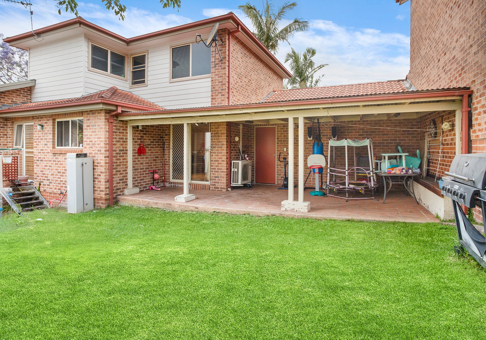 2/82-88 Daintree Drive ALBION PARK 8