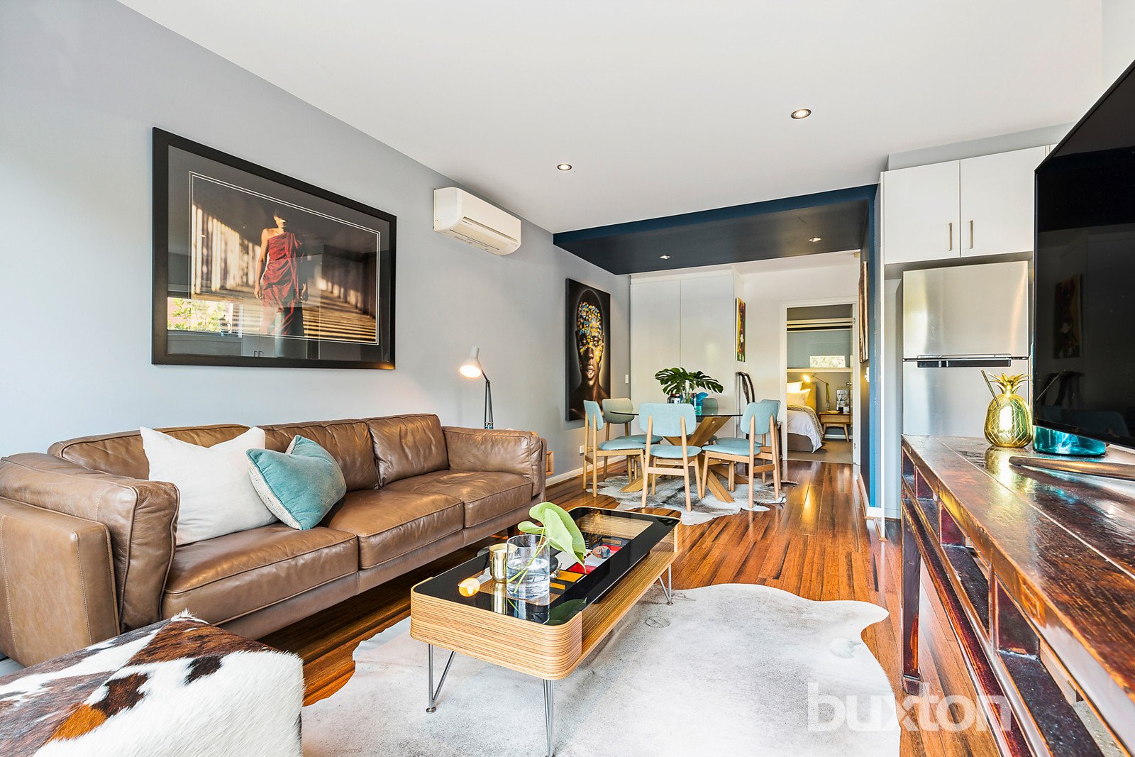 Gallery: 2/82 Hotham Street