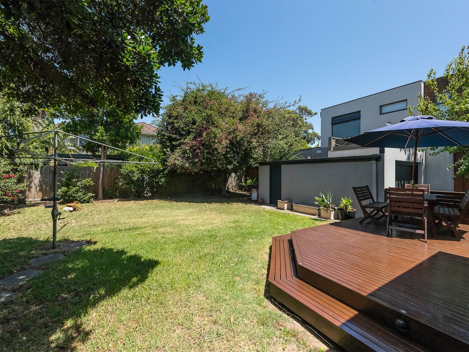 Gallery: 282 South Road