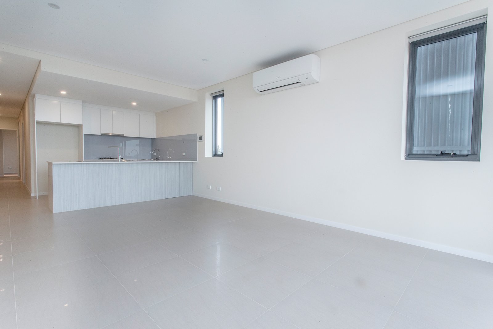 28/206-212 Great Western Highway Kingswood 3