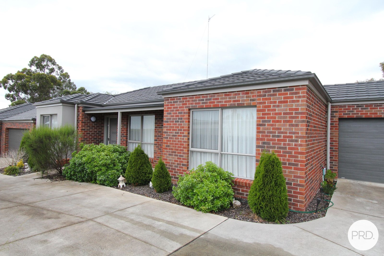 2/822 Geelong Road CANADIAN 1