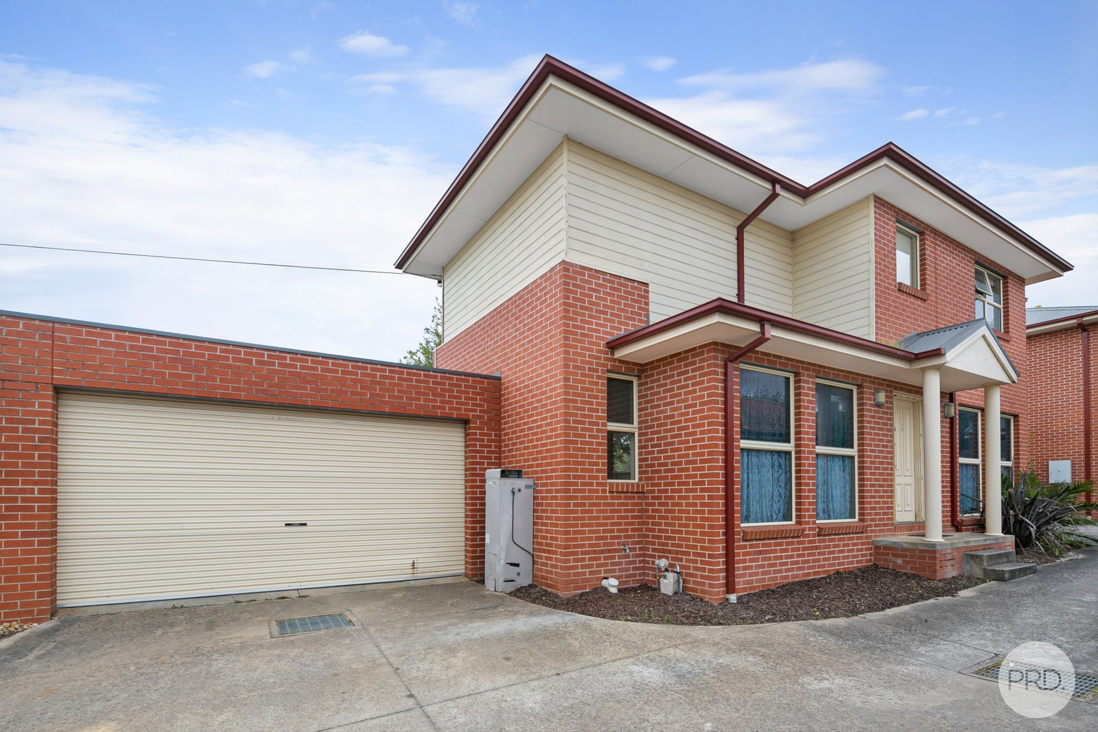 2/823 Barkly Street GOLDEN POINT 1