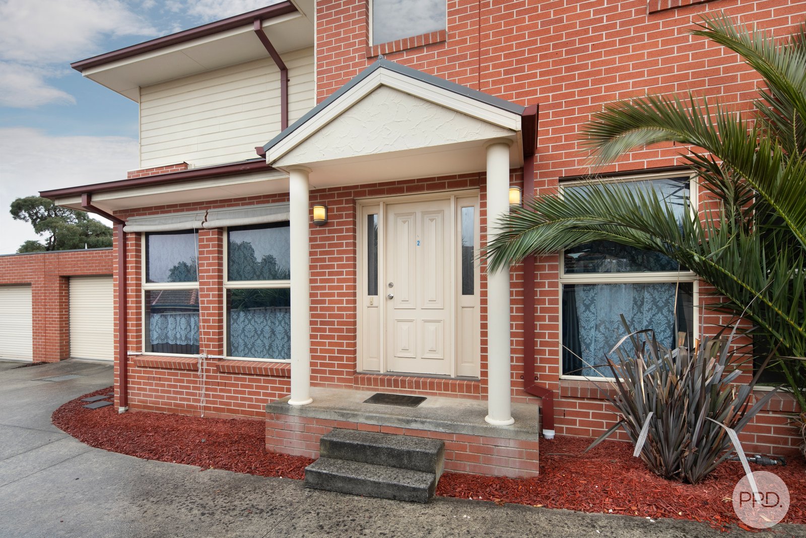 2/823 Barkly Street MOUNT PLEASANT 1
