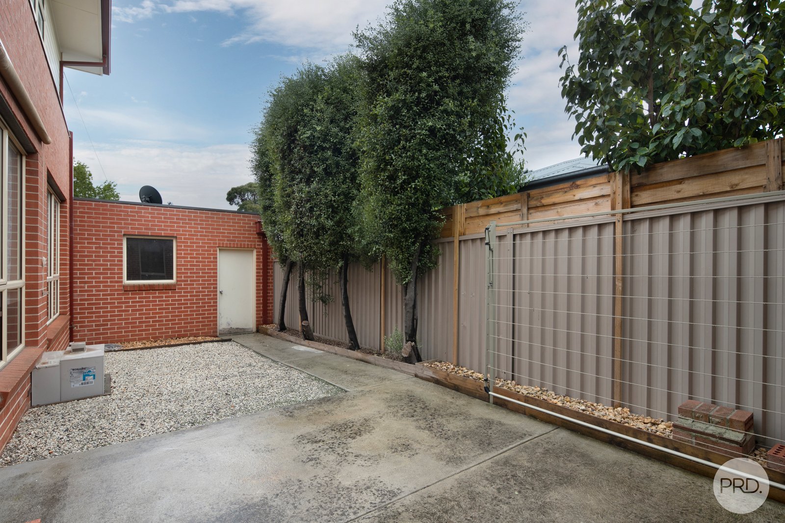2/823 Barkly Street MOUNT PLEASANT 9