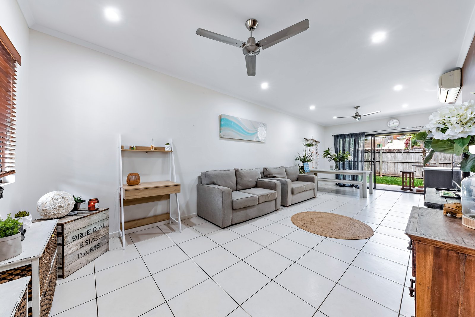 28/25 Abell Road CANNONVALE 3