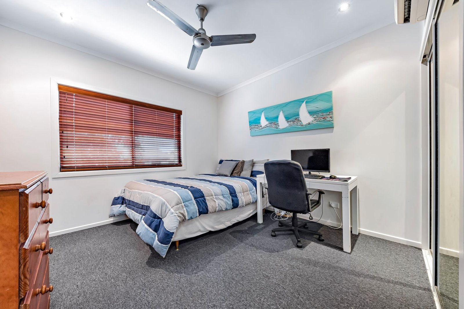 28/25 Abell Road CANNONVALE 8