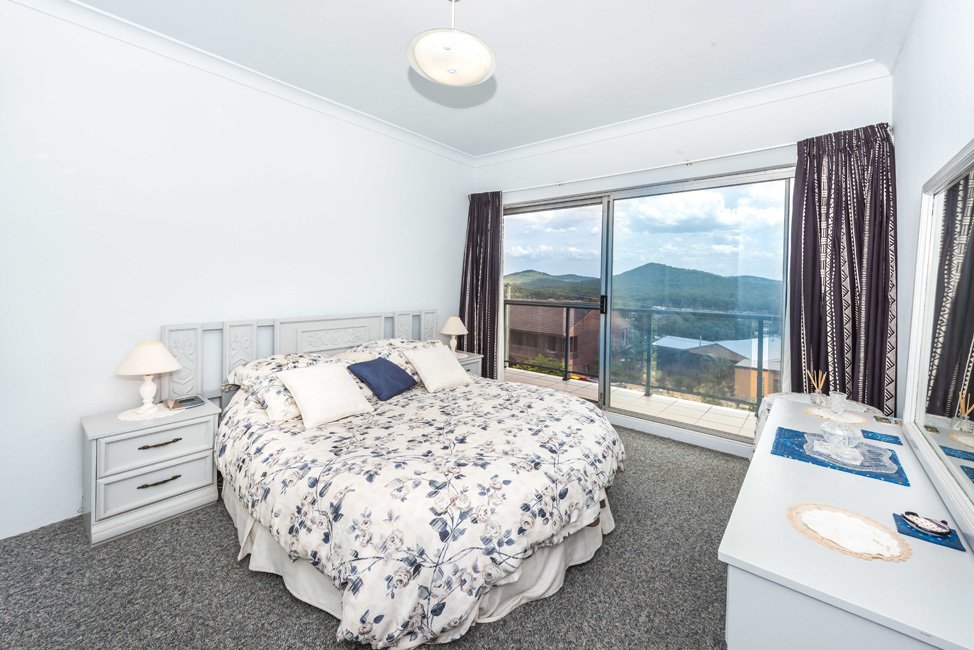 2/83 Ronald Avenue SHOAL BAY 9