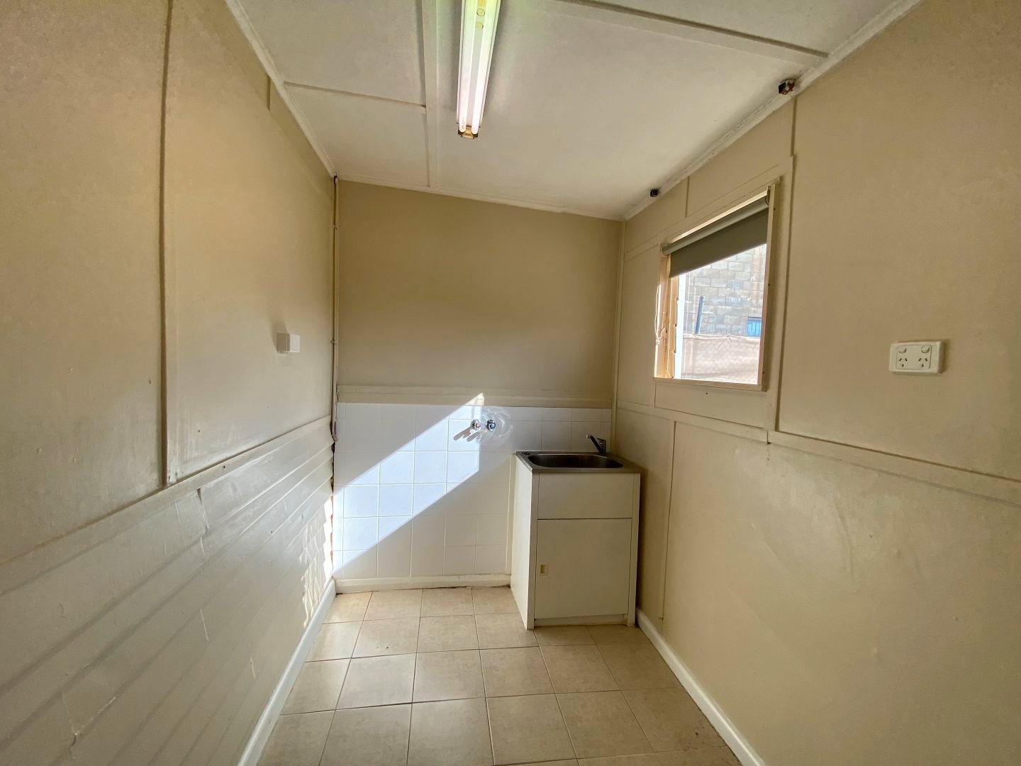 283 Townsend Street SOUTH ALBURY 7