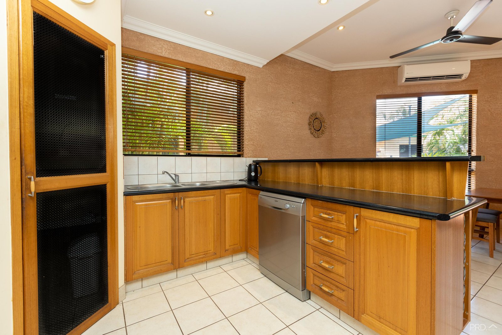 2/83 Walcott Street BROOME 4