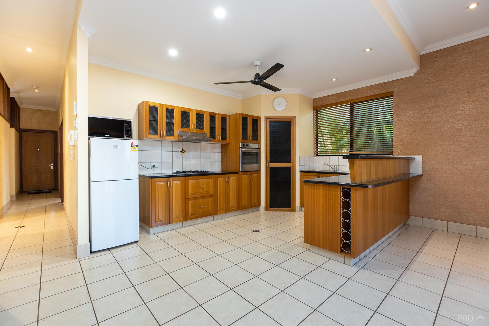 2/83 Walcott Street BROOME 5