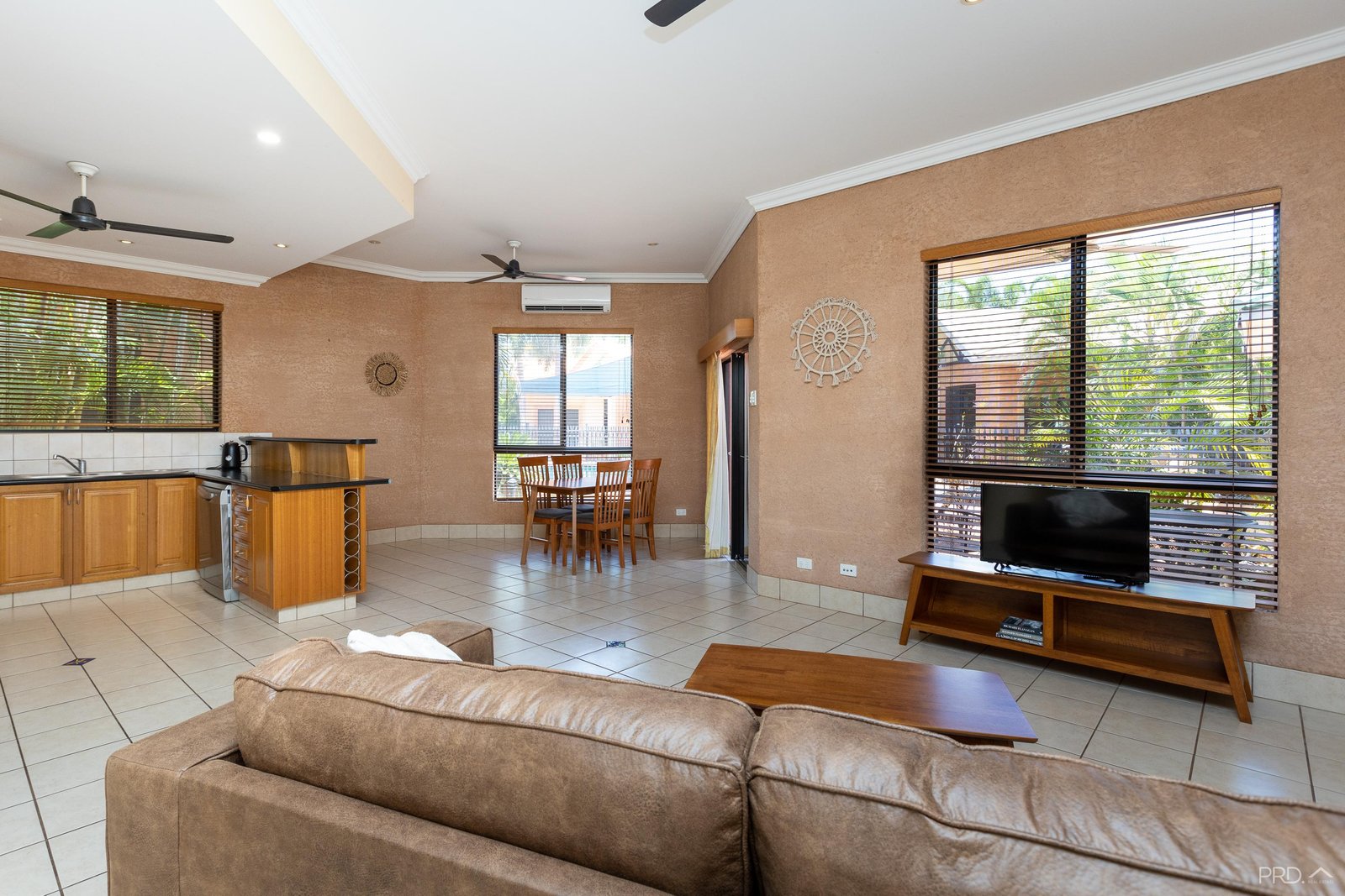 2/83 Walcott Street BROOME 6