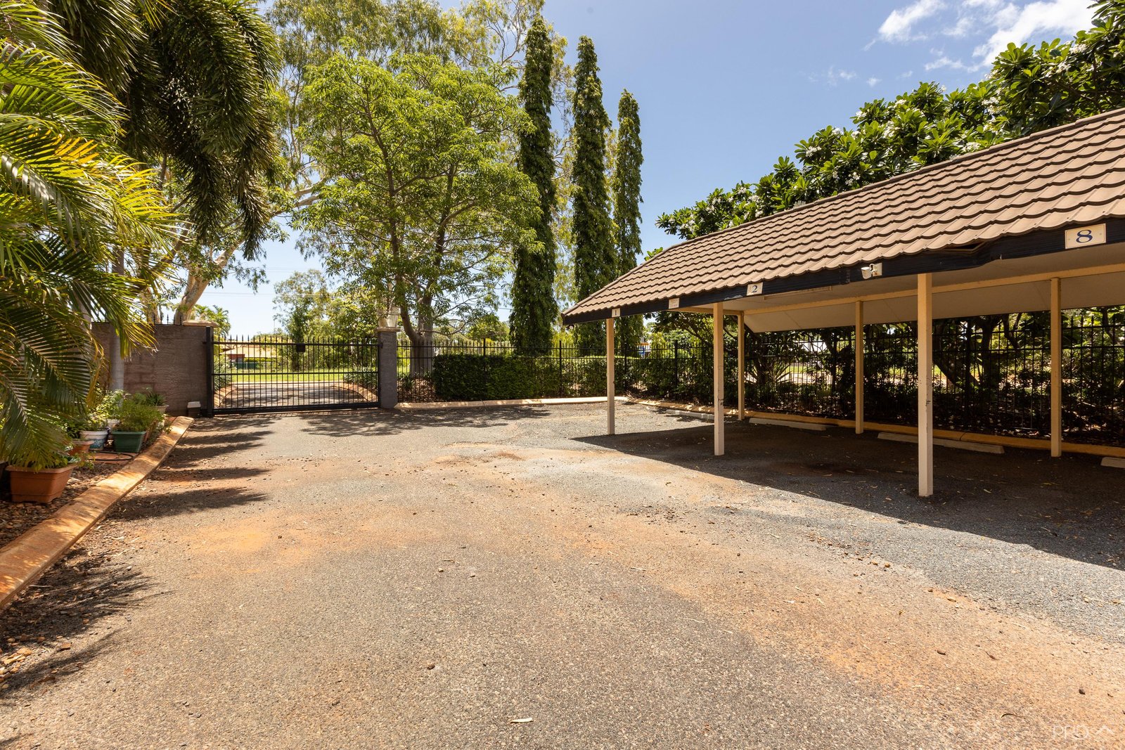 2/83 Walcott Street BROOME 32