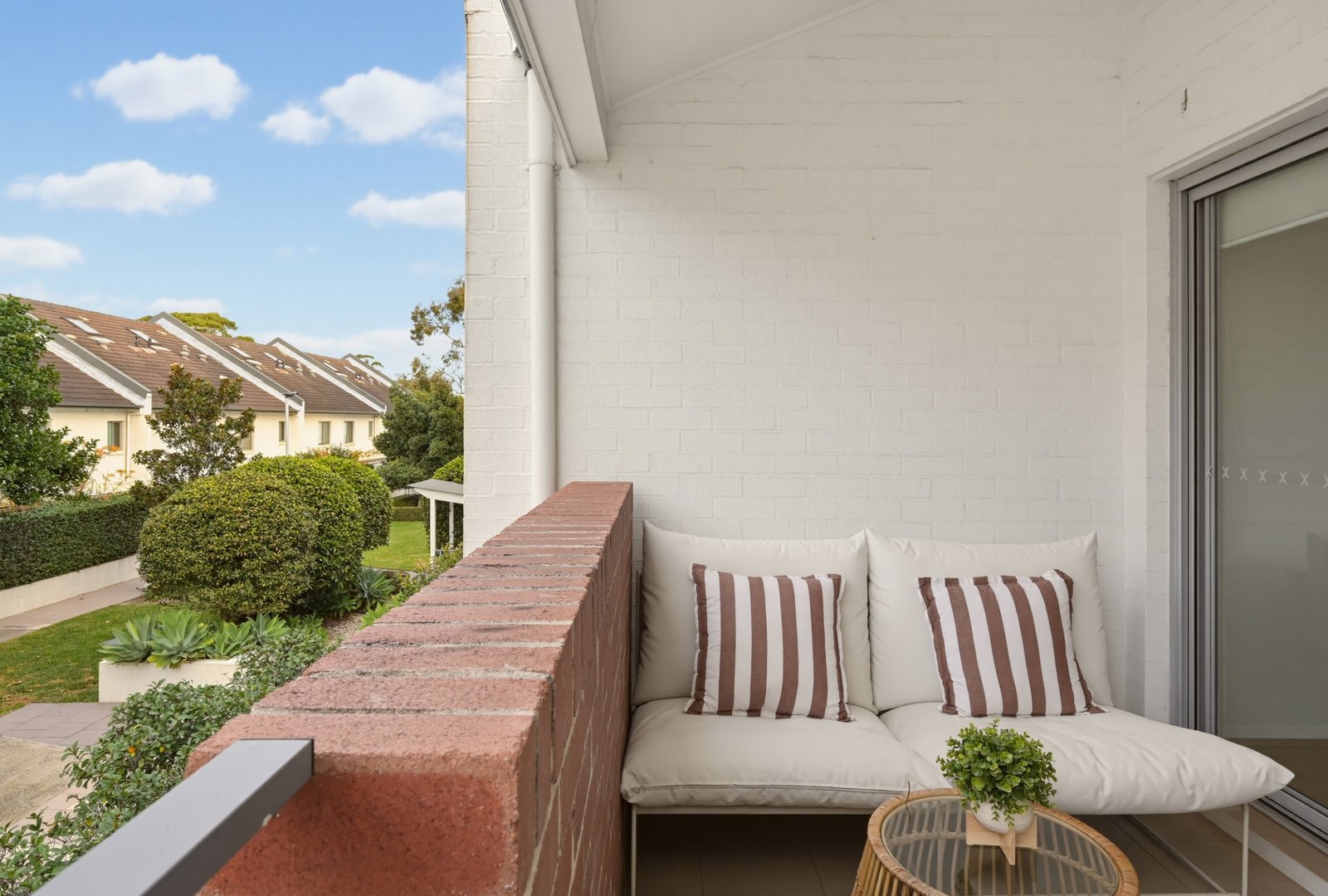 28/30 Stephen Road BOTANY 5