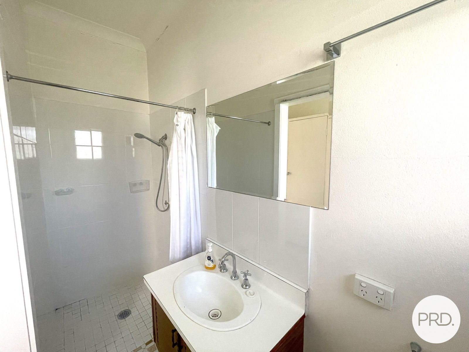 2/832 Frauenfelder Street NORTH ALBURY 5