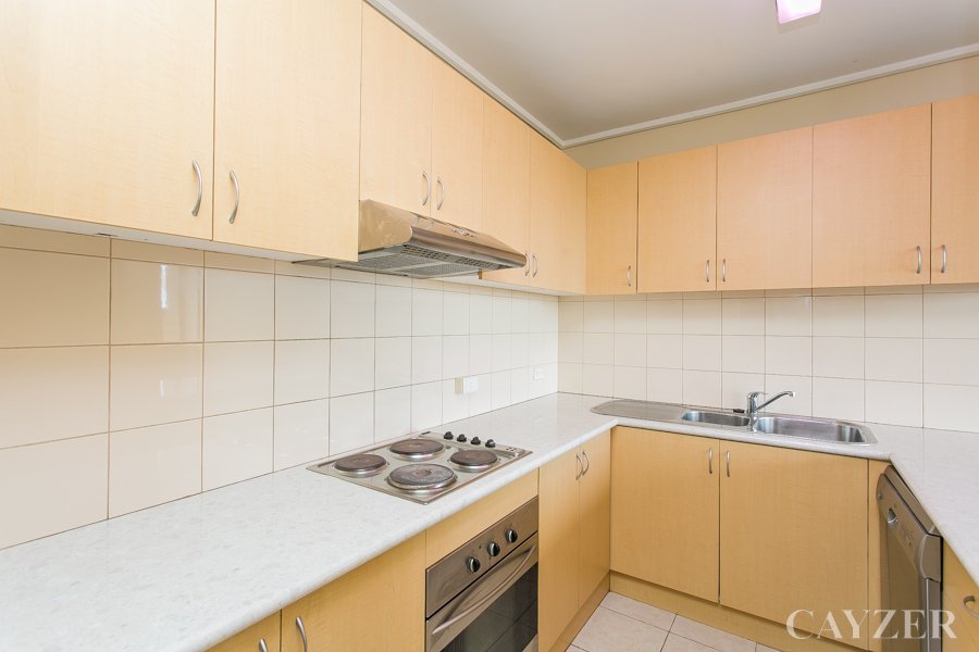 Gallery: 28/343 Beaconsfield Parade