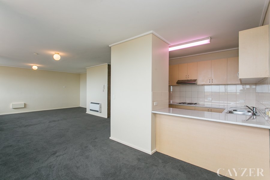 Gallery: 28/343 Beaconsfield Parade