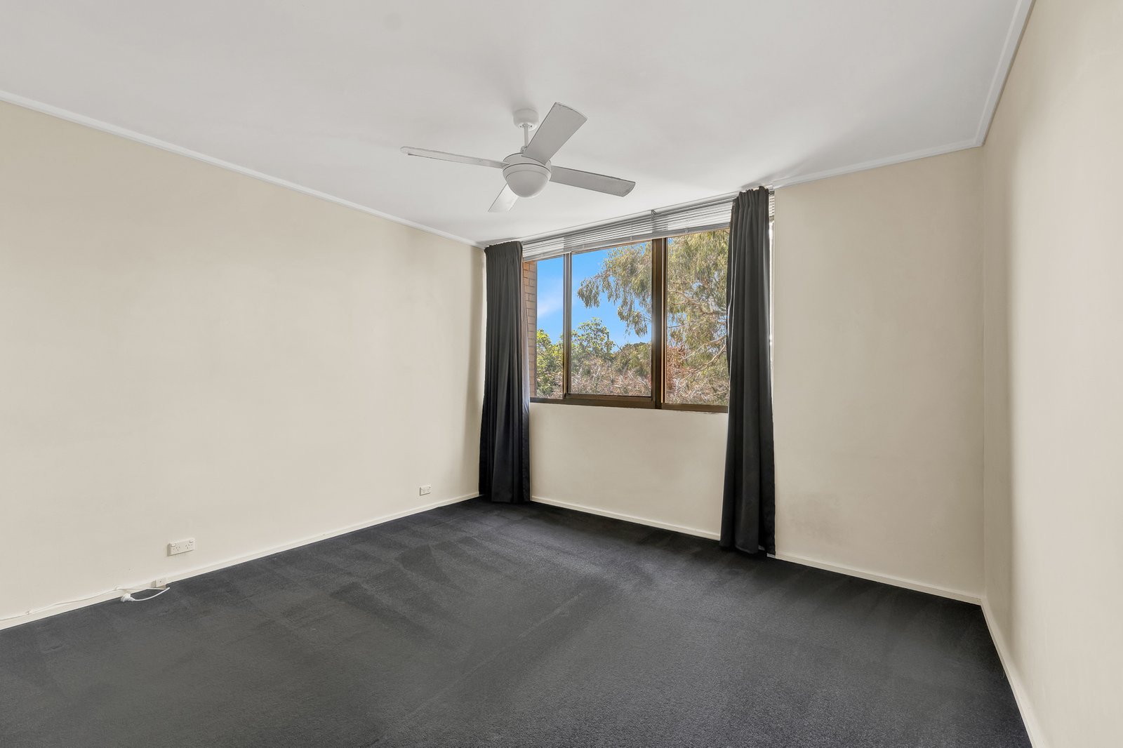 Gallery: 28/343 Beaconsfield Parade