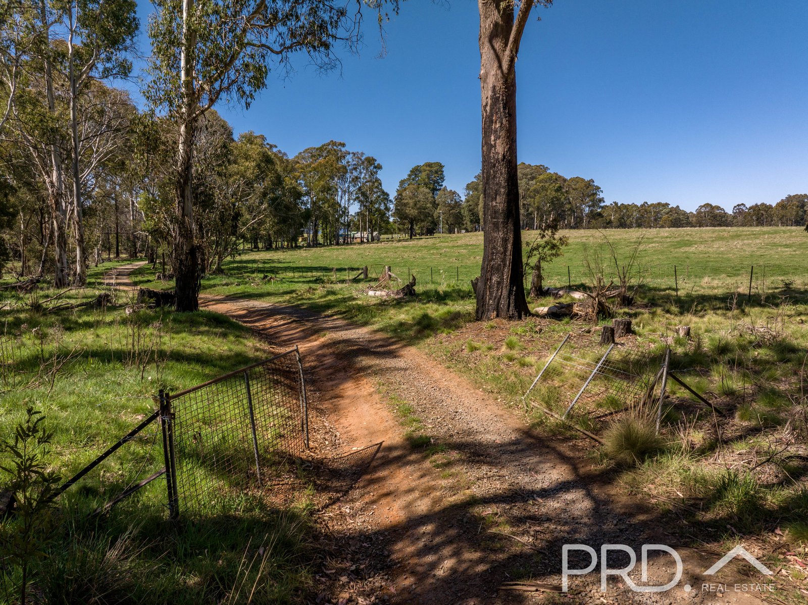 2836 - 2860 Batlow Road KUNAMA 14