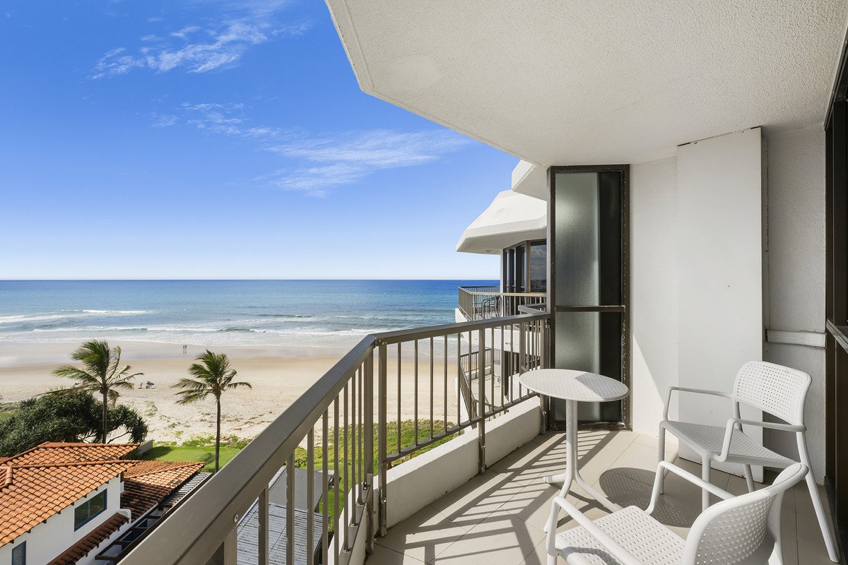 28/37 Albatross Avenue Mermaid Beach 6