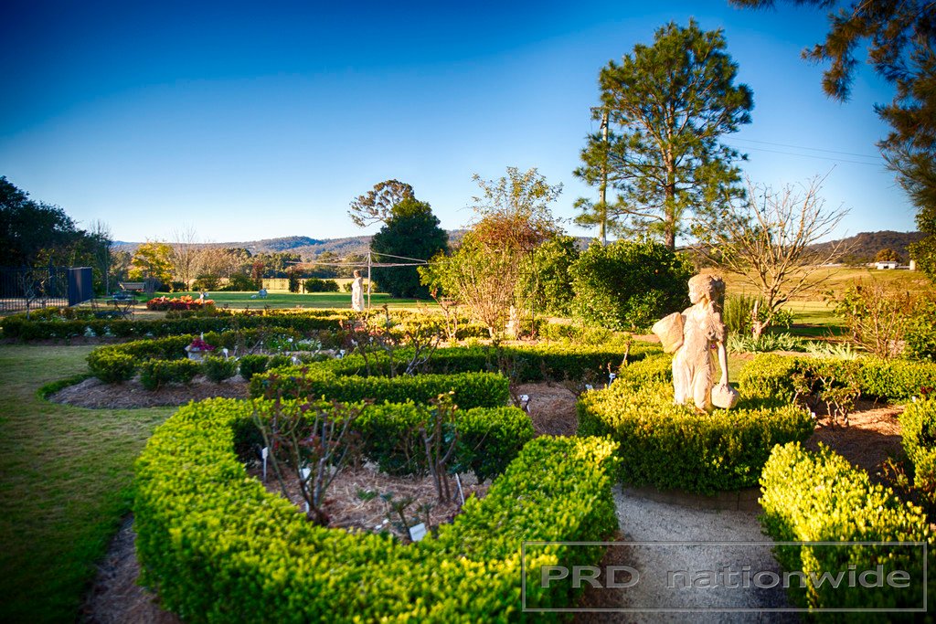 284 Gresford Road PATERSON 24