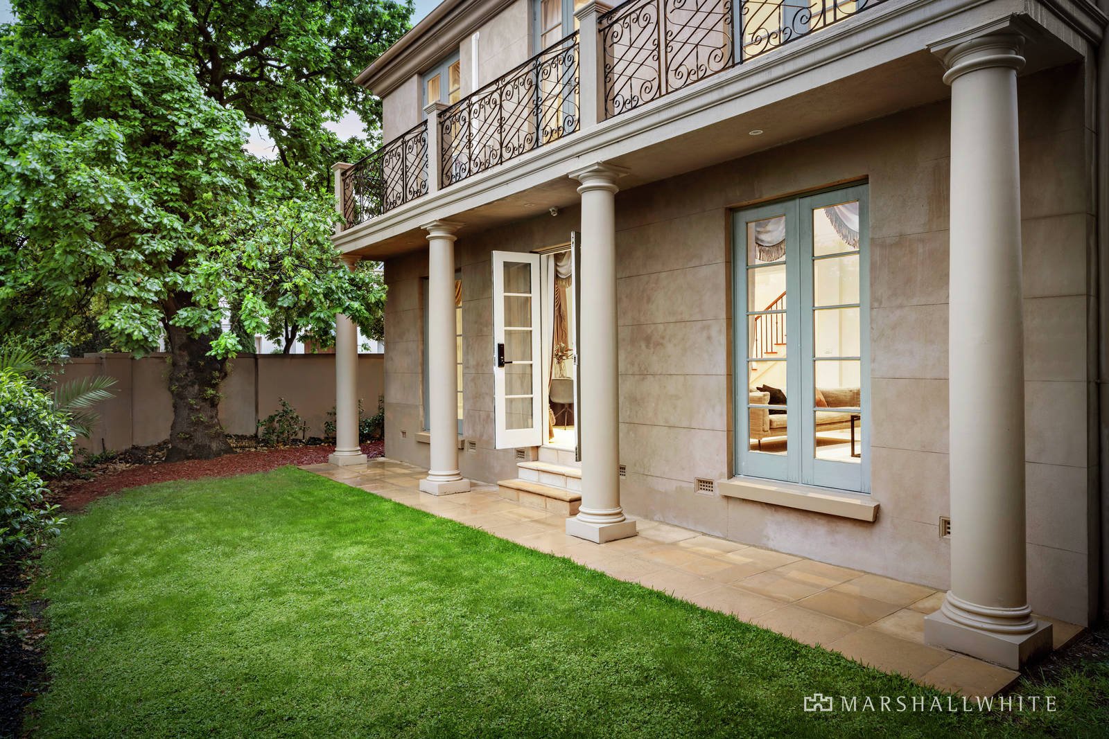 284 St Kilda Street, Brighton, VIC