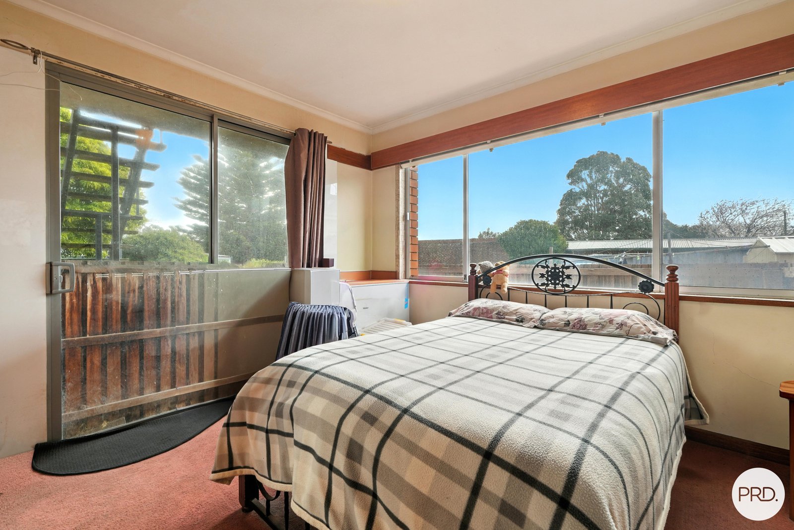 2/84 Tolosa Street GLENORCHY 16