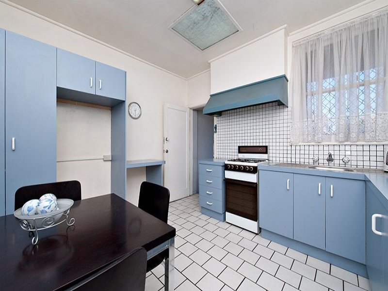 Gallery: 284 Williamstown Road
