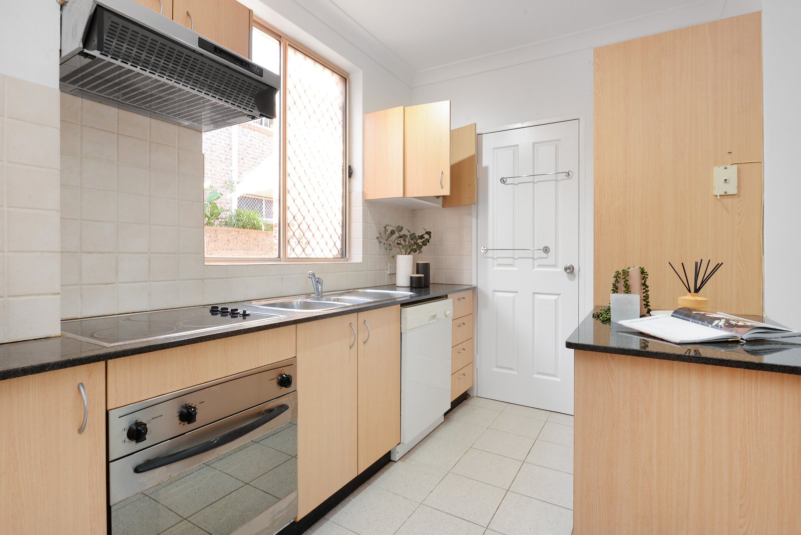 2/84 Yorktown Parade MAROUBRA 10