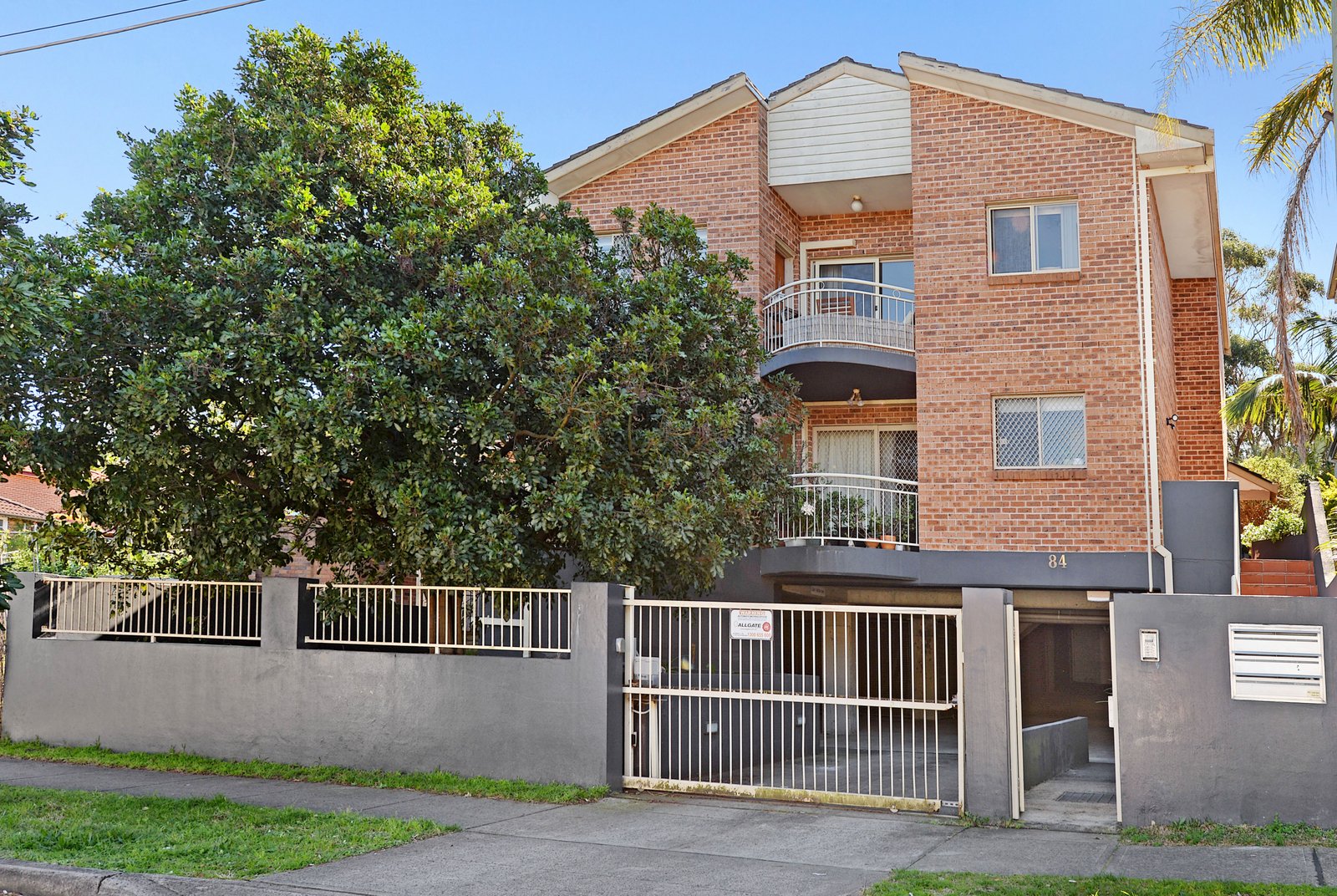 2/84 Yorktown Parade MAROUBRA 13