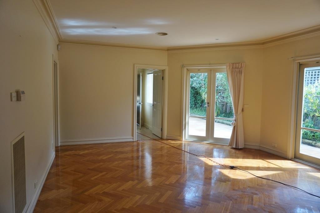 Gallery: 2/841 Hampton Street
