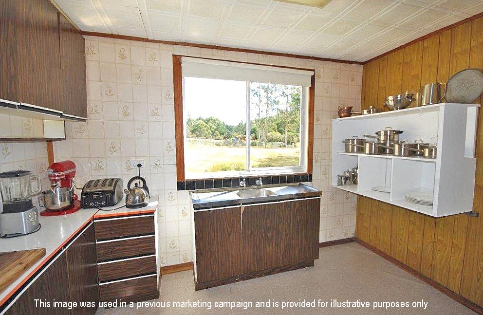 2847 Gordon River Road TYENNA 9