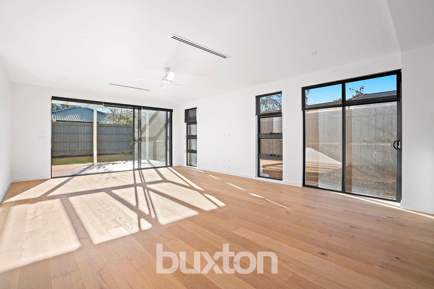 Gallery: 284A Balcombe Road